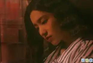 后来才懂得爱情朋友圈说说带图片扎心又现实的关于爱情说说2018