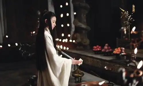 三国机密曝剧照董洁竟举剑自刎