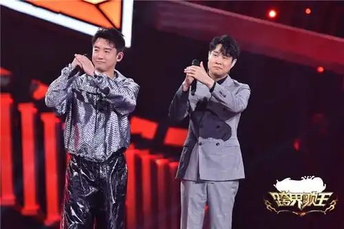 小沈阳唱哭全场的是哪首歌小沈阳唱的兄弟歌词具体是