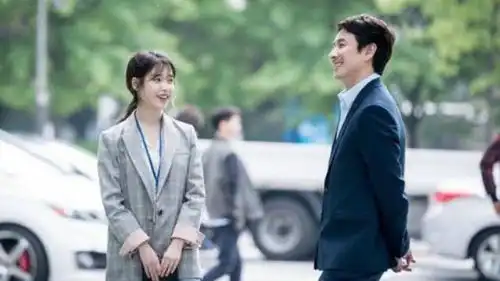 老婆生二胎,爸妈卖房让我买大房,老婆逼我用卖房钱帮小舅子还债
