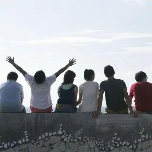 谁能告诉我,人到底怎样活着才算幸福了
