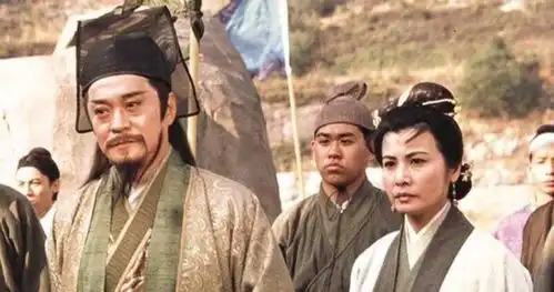 笑傲江湖嵩山派如此强大,左冷禅为何还要吞并其余四派
