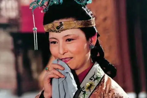 红楼终极谜底宝黛是同卵双胎女,宝钗的结局比袭人惨100倍
