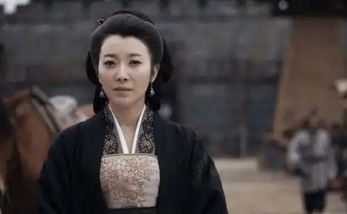 两人同演琅琊榜走红,现在一人片约不断,然而她却无人问津
