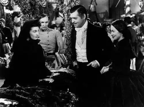 奥斯卡5冠影后奥利维娅去世享年104岁曾出演乱世佳人
