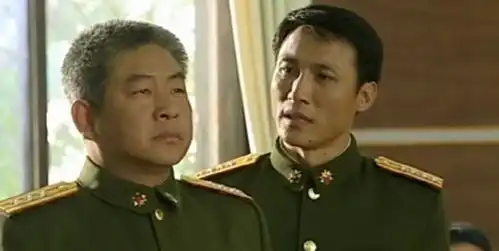 士兵突击许三多的老团长王庆瑞上校,会一直服役,还是会转业
