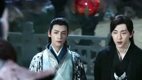 香蜜沉沉烬如霜火神殿下要去收伏穷奇,却来了两个丑东西
