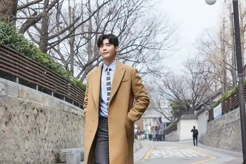 当你沉睡时公开剧照裴秀智李钟硕偶遇