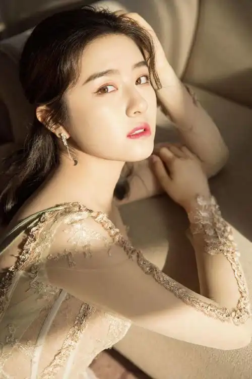 李兰迪的美图
