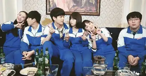 这两年国产网剧异军突起,就连鹿晗和廖凡都下凡了