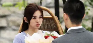 江铠同新恋情曝光背景雄厚爱插足,出道即当众掌抡当红花旦
