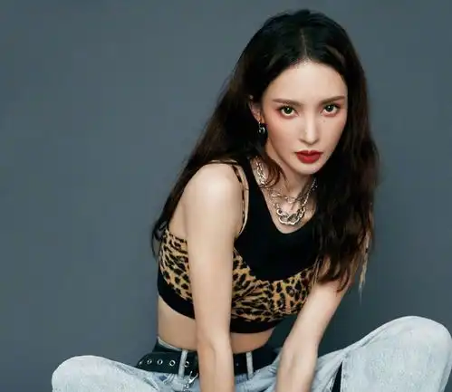 你是我的荣耀阵容曝光,金晨王彦霖不意外,看到他后粉丝惊喜