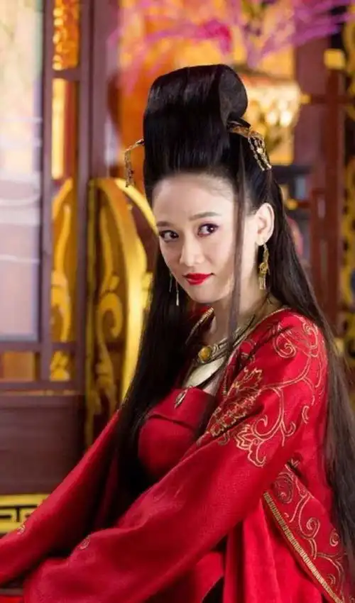 八大红衣美女,林青霞难辨雌雄,看到张馨予才知道啥是美若天仙
