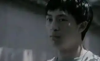 25年前,长得像王思聪的张嘉译买了块表

