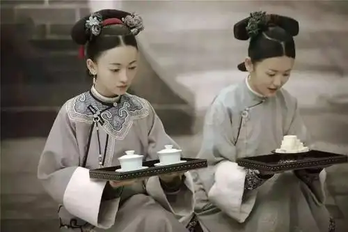 慈禧每日3点多就要醒,8点才面见朝臣,中间这段时间她在干啥