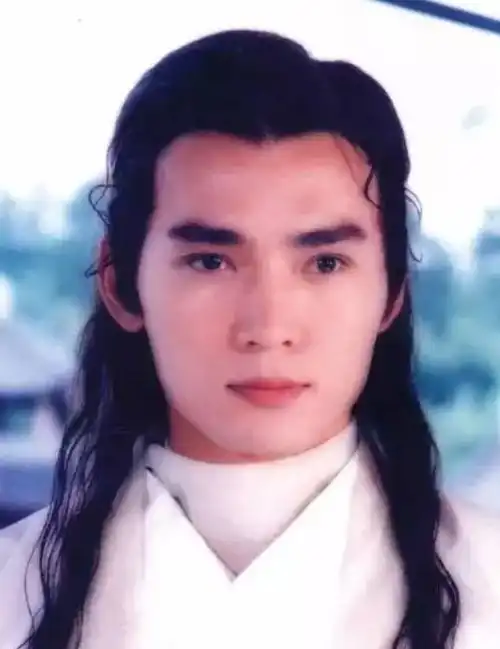 老戏骨就不能直播带货承包童年的演技男神凭什么要被网友骂哭
