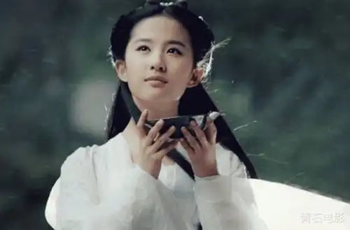 金庸最认可的11位演员周迅叶童上榜,还有人竟让他想改结局
