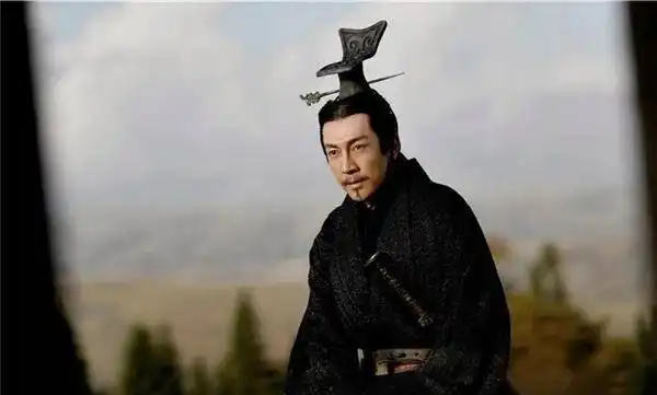 将军自知功高震主,赶紧解甲归田,皇帝朕不杀你,你留下便是秦始皇王翦秦国
