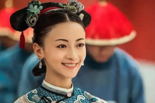 历届宫斗冠军,孙俪邓萃雯佘诗曼周迅吴谨言,你觉得谁最厉害