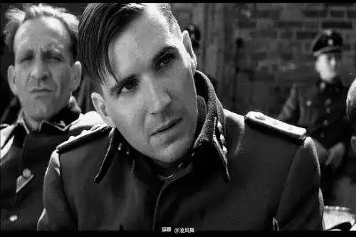 辛德勒的名单阿蒙x海伦