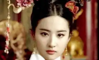 刘亦菲为什么不拍清宫剧网友她一出场就全剧终了吧