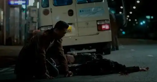 使徒2战狼2同样是续集,一个被称割韭菜,一个被央视点赞
