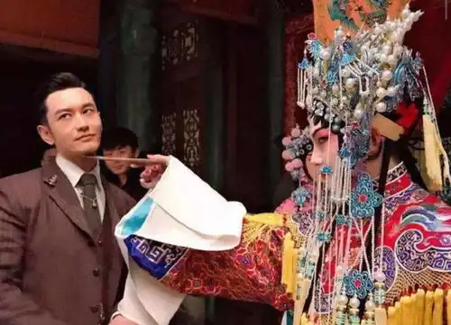 男男cp盛行,女主成小三,这世界真的不需要女人了吗