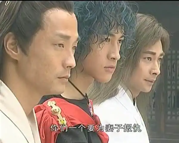 风云雄霸天下雄霸传授秦霜风神腿秦霜大战绝心,以风神腿御敌
