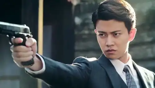 秋蝉鸣蝉版预告任嘉伦颖儿反抗侵略英勇斗争