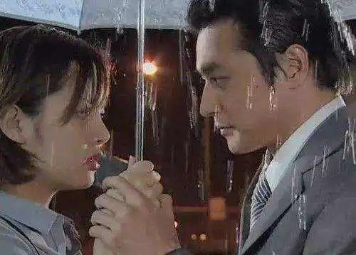 20年过去,韩剧夏娃的诱惑里的2位主演,现在过得怎样