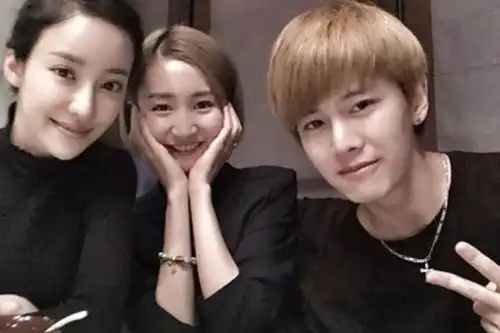 原来任嘉伦的老婆出演的锦衣之下,看到剧照后,藏的太严实了

