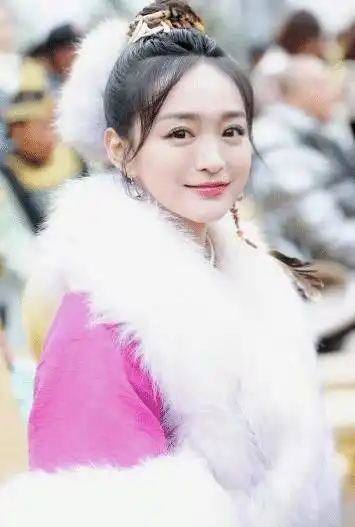 杨祐林发文乔峰杀青新天龙八部翻拍,王语嫣很惊艳
