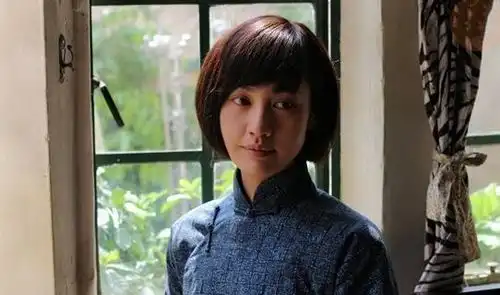 她拒绝张学良的求爱,后来嫁人后婚姻不幸,遇家暴后自杀