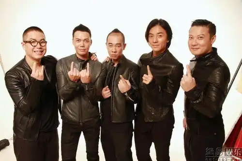 古惑仔齐聚11月开唱陈小春积极备战
