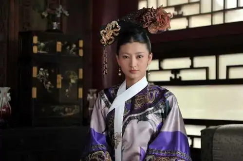 甄嬛传这些细节早已暗示了人物结局,皇后头风发作就是要搞事情
