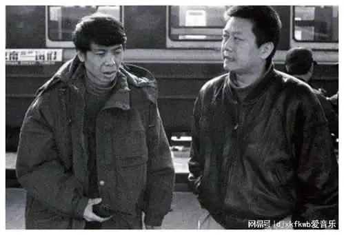 马未都冯小刚这人,成名前和成名后完全不一样,我深有感触
