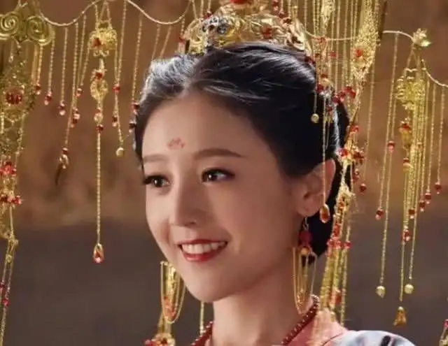 因出演灵魂摆渡走红,被称为最美孟婆她,如今怎么样了
