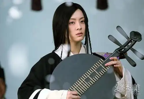 米月传奇将展示孙犁的古装和发型