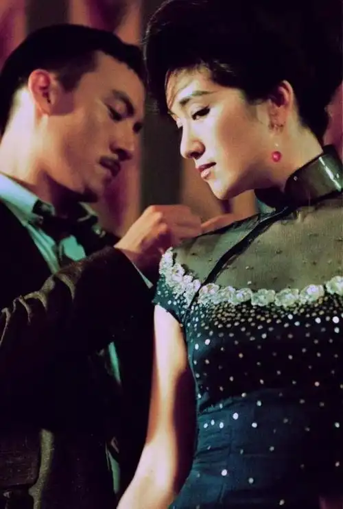 王家卫轶事被炒鱿鱼最多,拍阿飞正传亏得邓光荣医院打点滴
