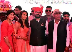 dangal原型大婚阿米尔汗出席致词
