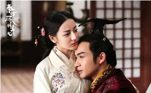 三生三世十里桃花,剧中迪丽热巴饰演的白凤九,俏皮可爱
