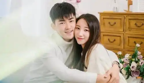 男女交往,要不要向另一半坦白情史听过来人告诉你答案
