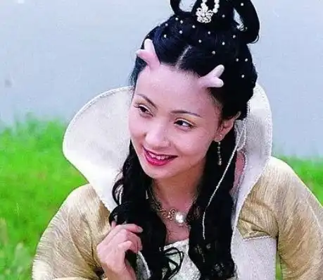 春光灿烂猪八戒有4大美人,翁虹垫底,陶虹第二,第一超惊艳
