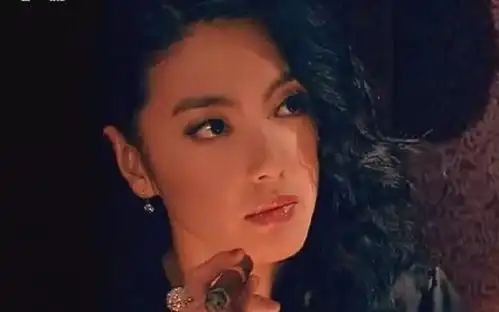 乘风破浪的张雨绮33岁身材逆天,她的外貌配得上她的霸气