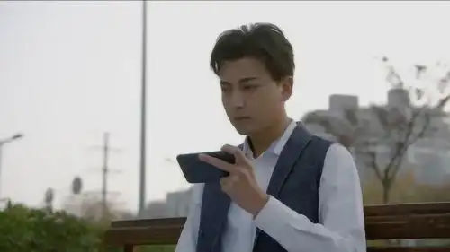 铠甲勇士猎铠莉莉春心荡漾,陈医生感觉医院的事和强能优有关
