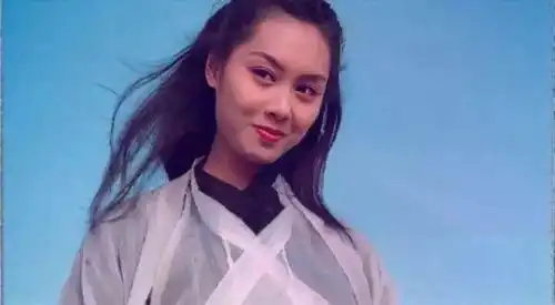 女星那么多,这个部位好看的没几个
