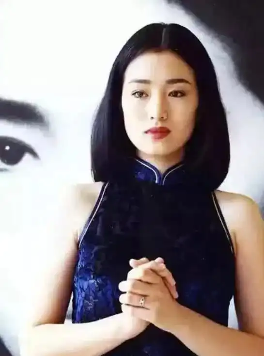 巩俐vs苏菲,中式的尽情展现,法式的优雅浪漫,谁最美
