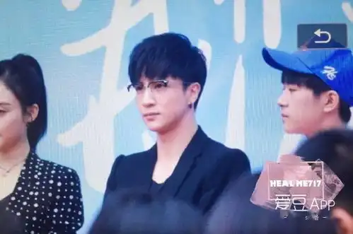 那年今日我们的少年时代开机发布会薛之谦又双叒现场说段子
