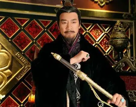 考古发现又一次推翻正史,这位每天干40件坏事的昏君竟被误解千年
