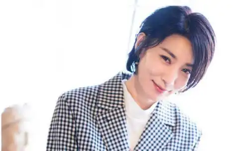 天空之城恶魔老师金瑞亨入围百想争女主,45岁的她火了